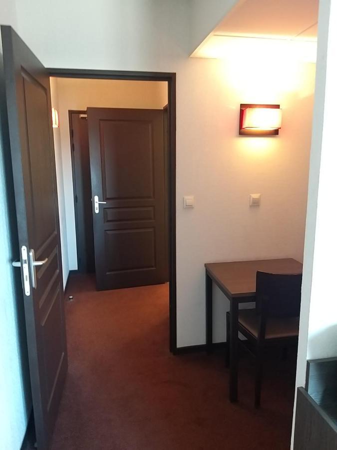 Studio Privatif Dans Hotel Residence Nimes Gare Екстериор снимка