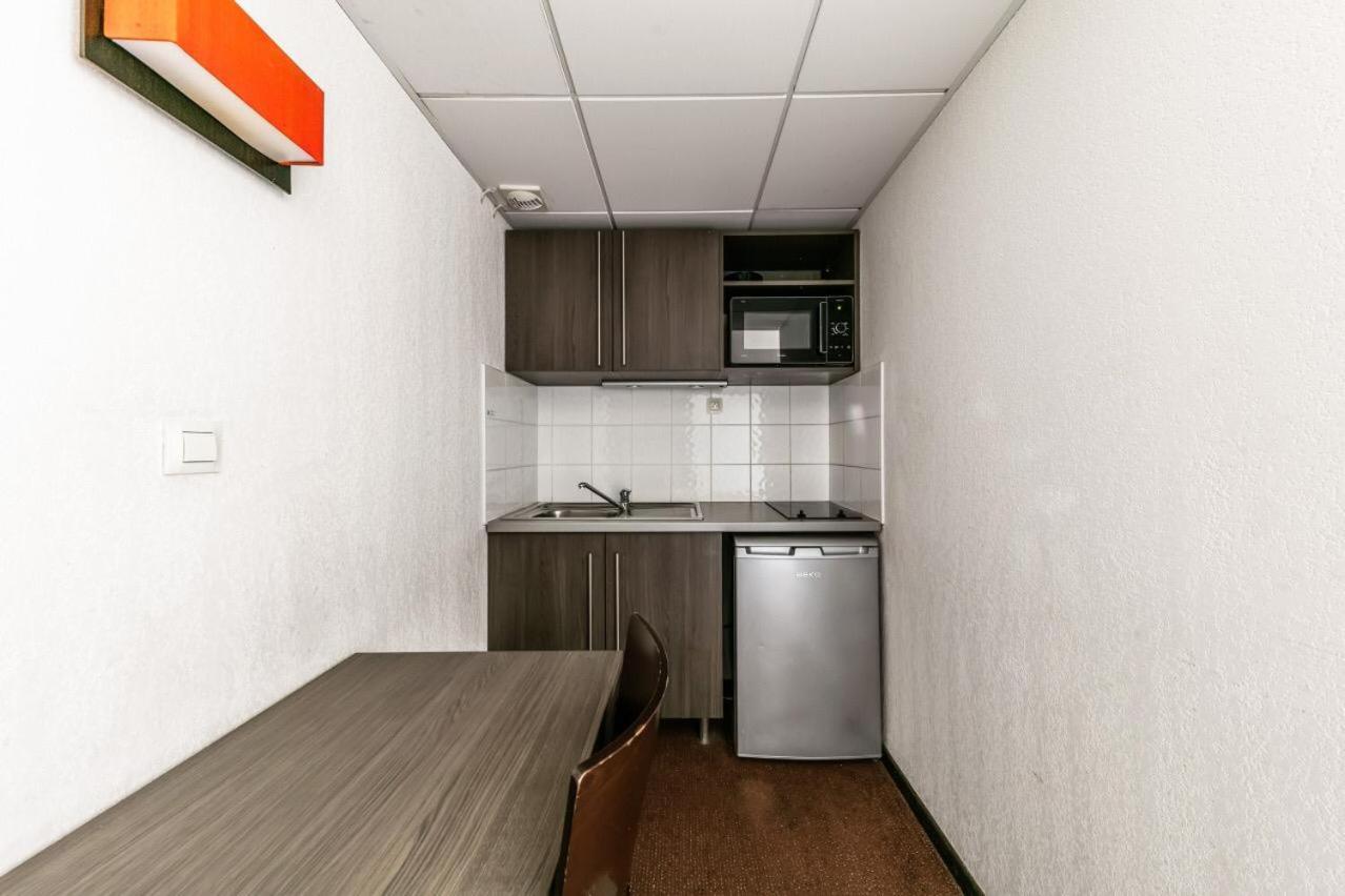 Studio Privatif Dans Hotel Residence Nimes Gare Екстериор снимка
