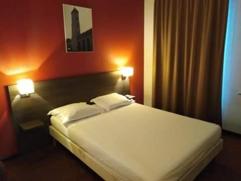 Studio Privatif Dans Hotel Residence Nimes Gare Екстериор снимка