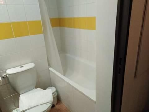 Studio Privatif Dans Hotel Residence Nimes Gare Екстериор снимка