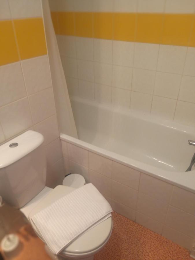 Studio Privatif Dans Hotel Residence Nimes Gare Екстериор снимка